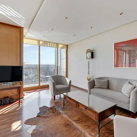 Hotel Aura By Q4apartments 4*