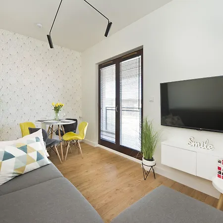 Aura By Q4apartments 4* 그단스크