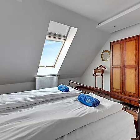 Hotel Aura By Q4apartments