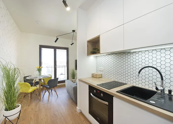 Aura By Q4apartments