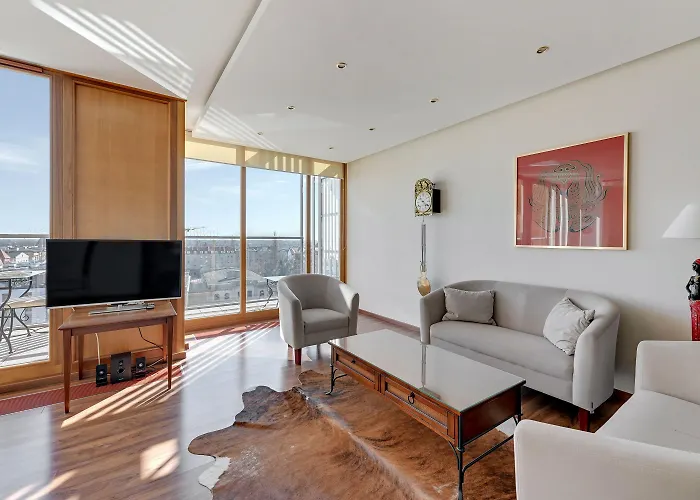 Hotel Aura By Q4apartments 5*