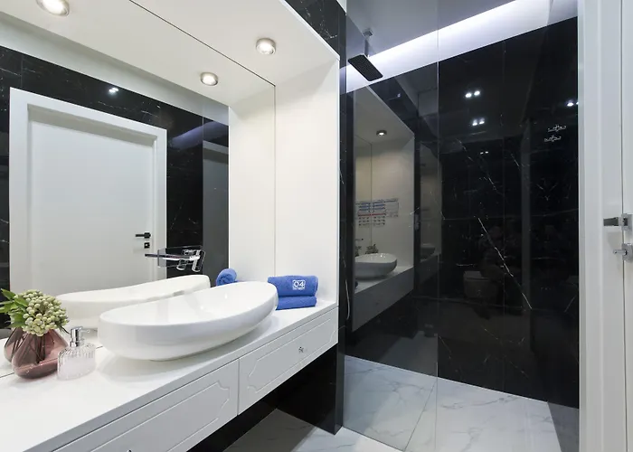 Hotell Aura By Q4apartments 5*