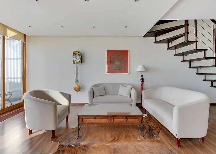 Aura By Q4apartments 5*