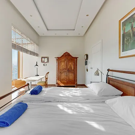 Aura By Q4apartments 4*